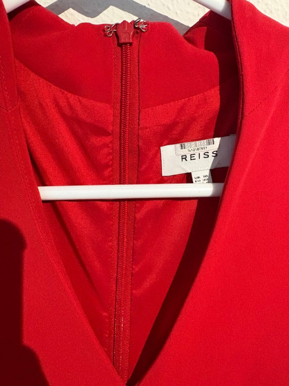 Reiss Red V-Neck Short Sleeve Tailored Midi Dress Size US 6 - Picture 2 of 11